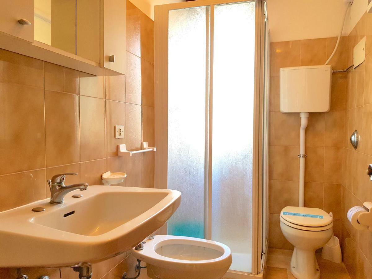 Lungomare Sabbiadoro Villa Линяно Сабиадоро Екстериор снимка