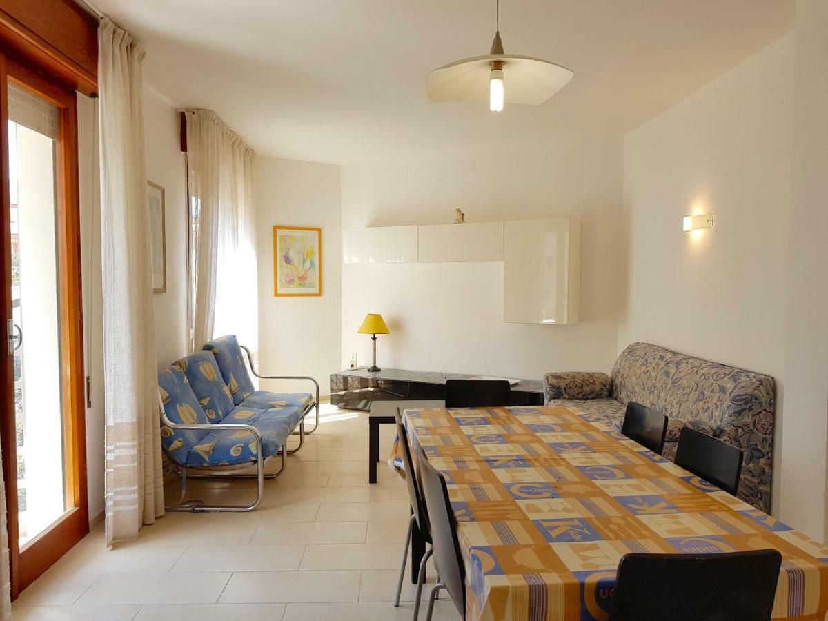 Lungomare Sabbiadoro Villa Линяно Сабиадоро Екстериор снимка